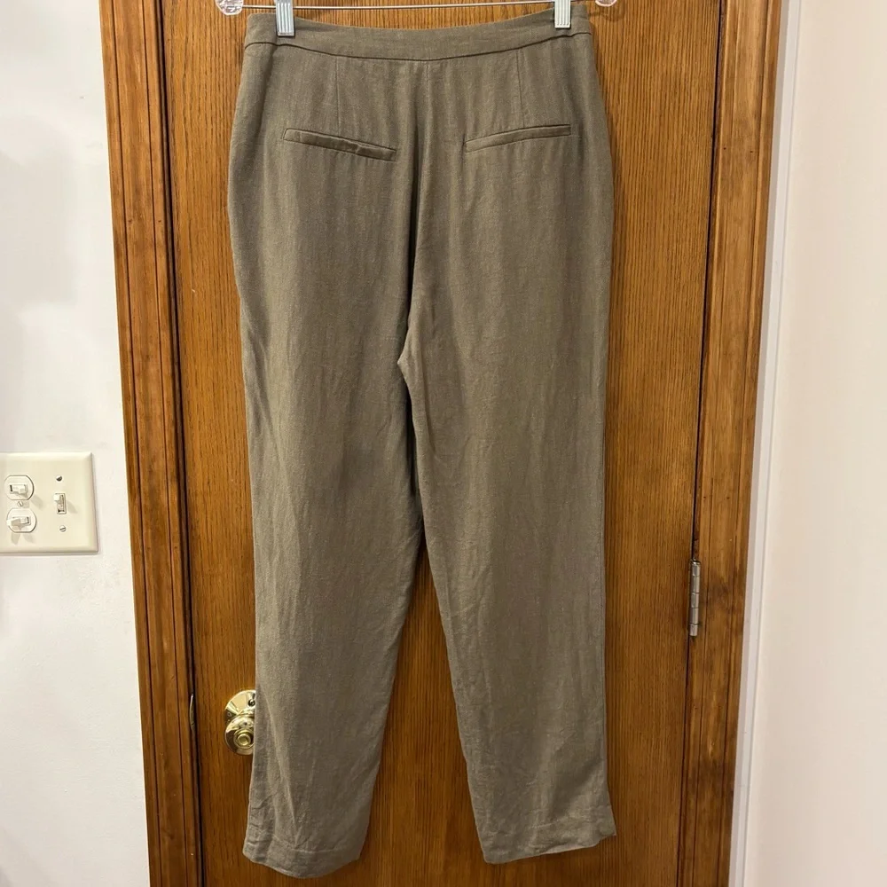 H&M linen blend ankle pants, olive green size 6
